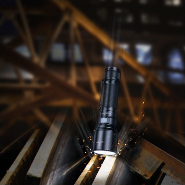 Latarka diodowa Fenix C7 3000 lm