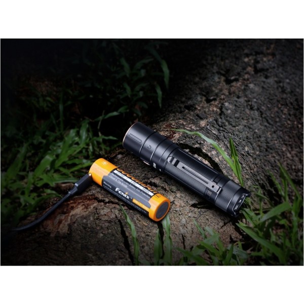 Fenix E35 V3.0 latarka 3000 lm