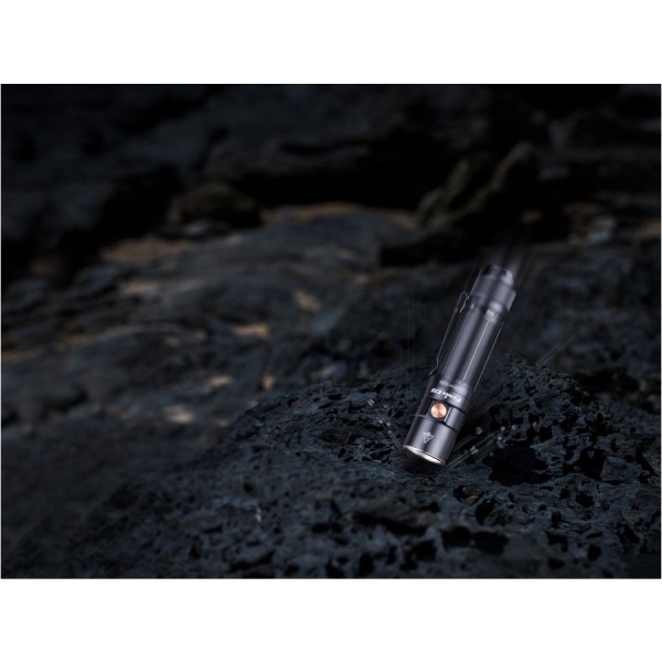 Fenix E35 V3.0 latarka 3000 lm