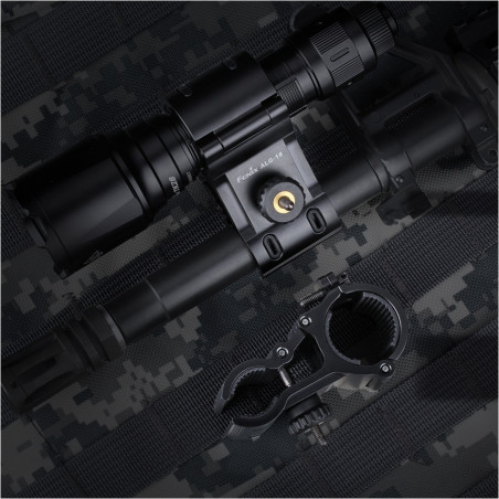 Montaż taktyczny latarki Fenix ALG-18