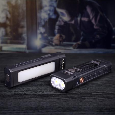 Latarka warsztatowa Fenix WT16R 300 lm z magnesem