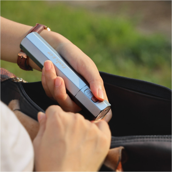 Fenix E-CP Czarna 1600 lm latarka z powerbankiem