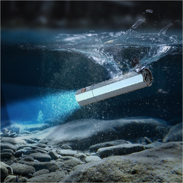 Fenix E-CP Czarna 1600 lm latarka z powerbankiem