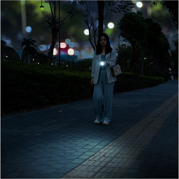 Latarka Fenix E05R 400 lm, kompaktowa latarka EDC