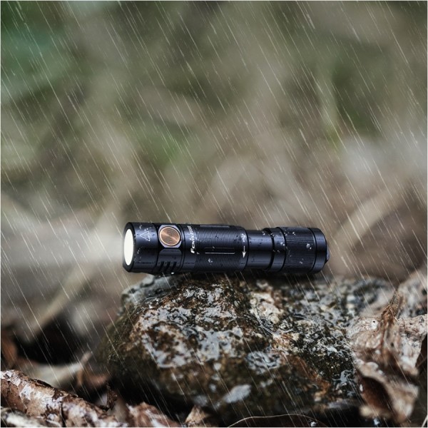 Latarka Fenix E05R 400 lm, kompaktowa latarka EDC