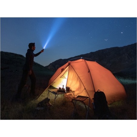 Latarka diodowa FENIX E28R