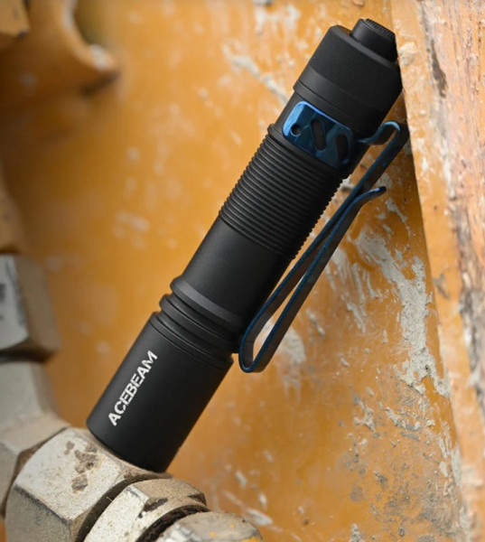 Latarka ACEBEAM Pokelit AA 5000K czarna 550 lm