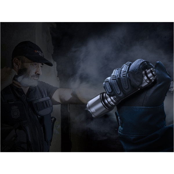 Fenix TK22 TAC latarka taktyczna LED 2800 lm