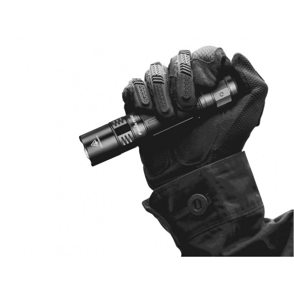 FENIX PD32 V2.0 latarka diodowa 1200 lm