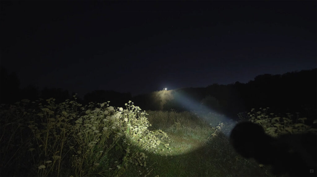 Latarka ACEBEAM P20