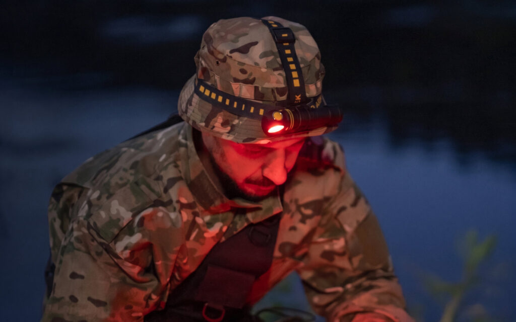 Armytek elf c2 max wr