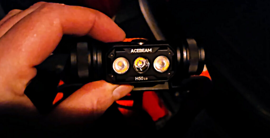 Latarka Acebeam H50